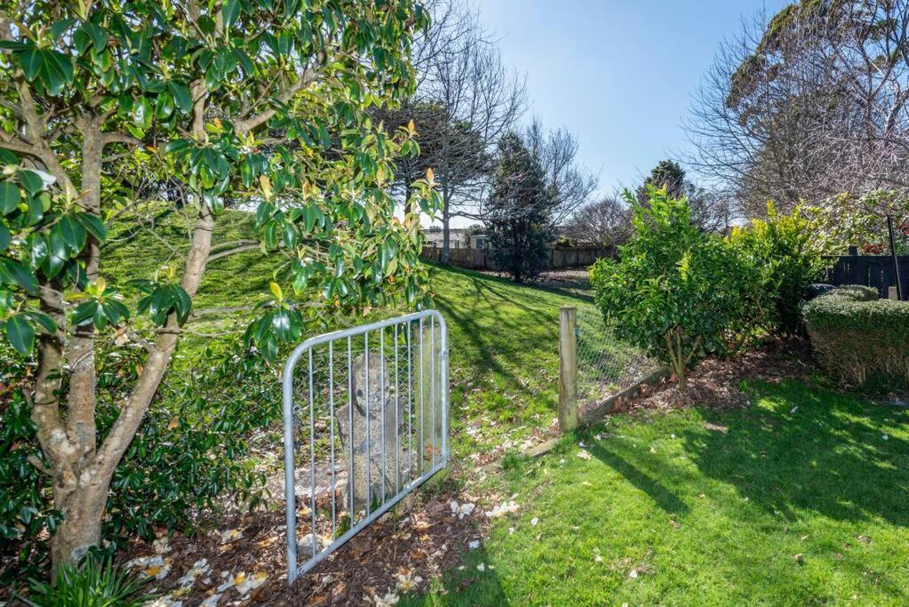 On Cotswolds Apartment Whanganui Exterior photo